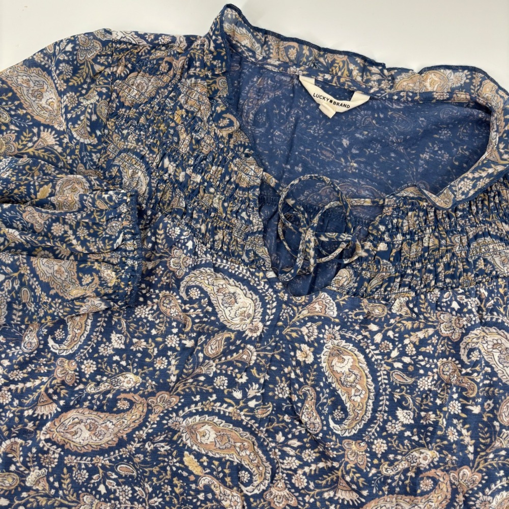 Lucky‎ Brand Peasant Top Womens Large Blue Paisley Smocked Long Sleeve Excellent